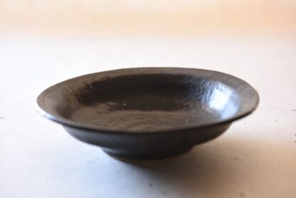 藍の釉薬の小鉢