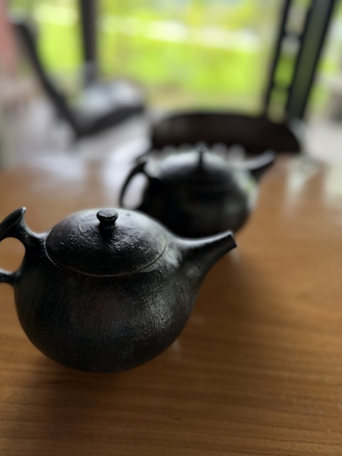 藍の釉薬　500ml 急須　【作者：北川魚彦】